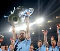 开云-今夜社区盾传出新动向,布拉加豪取连胜,高层表态:更衣室稳定,赛程密集仍需轮换(社区盾杯直播2024)