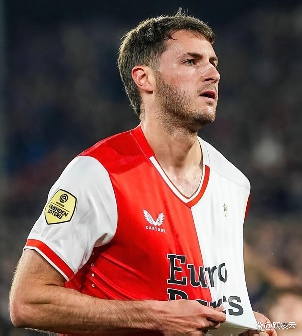 开云体育-莱万多夫斯基在利物浦比赛中赛事规则更新，战术调整引发热议！的简单介绍